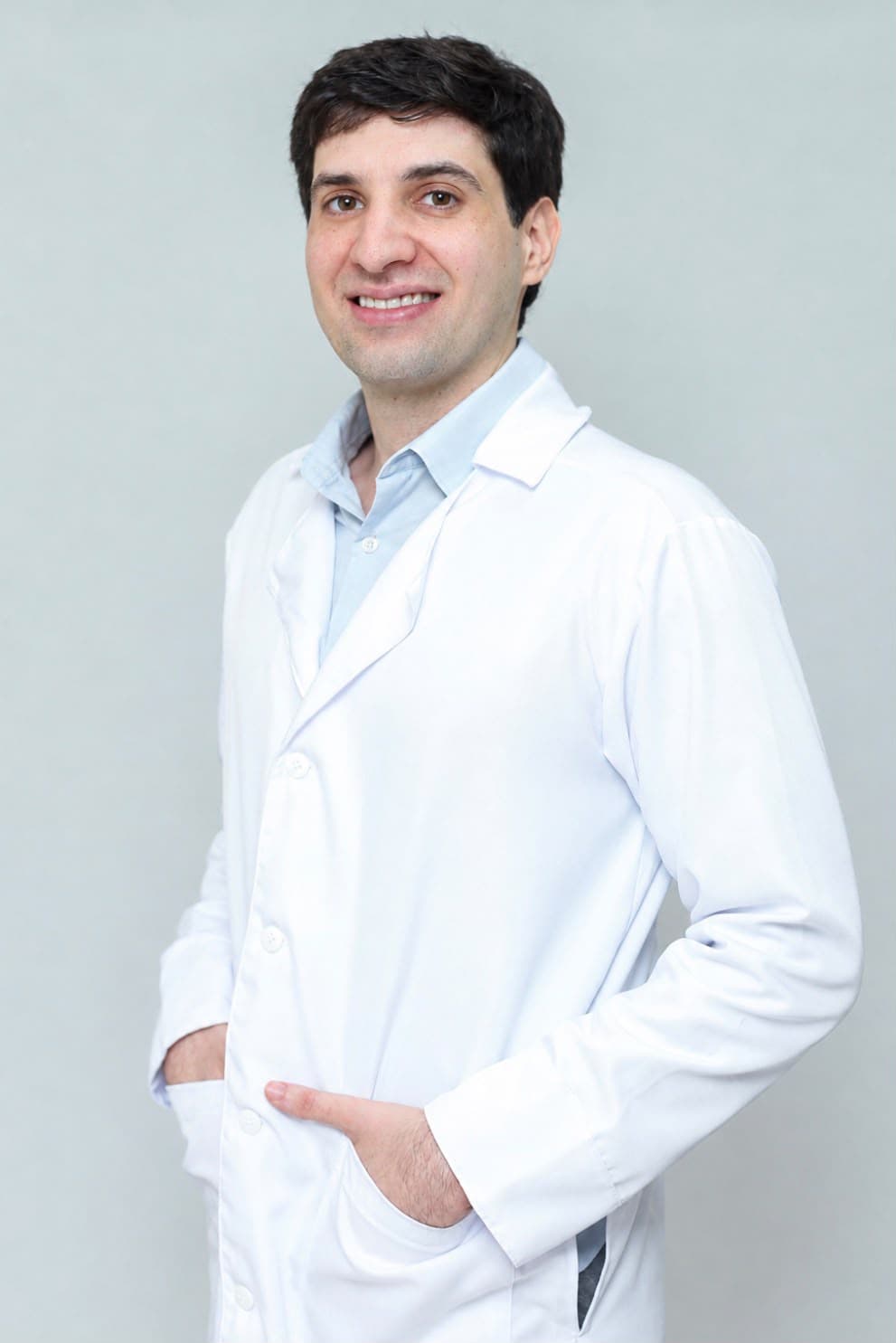 Dr. Victor Moreira